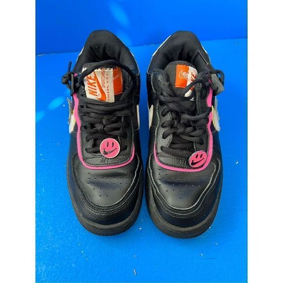 NIKE Women's Cosmic Fuchsia AF1 Shadow Air Force One Low Black Pink Sweet Sz 8 - Picture 3 of 7